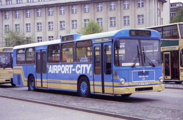 Rietze 7235X-2 MAN SL 200 BVG Berlin Airport City - Wagen 1527